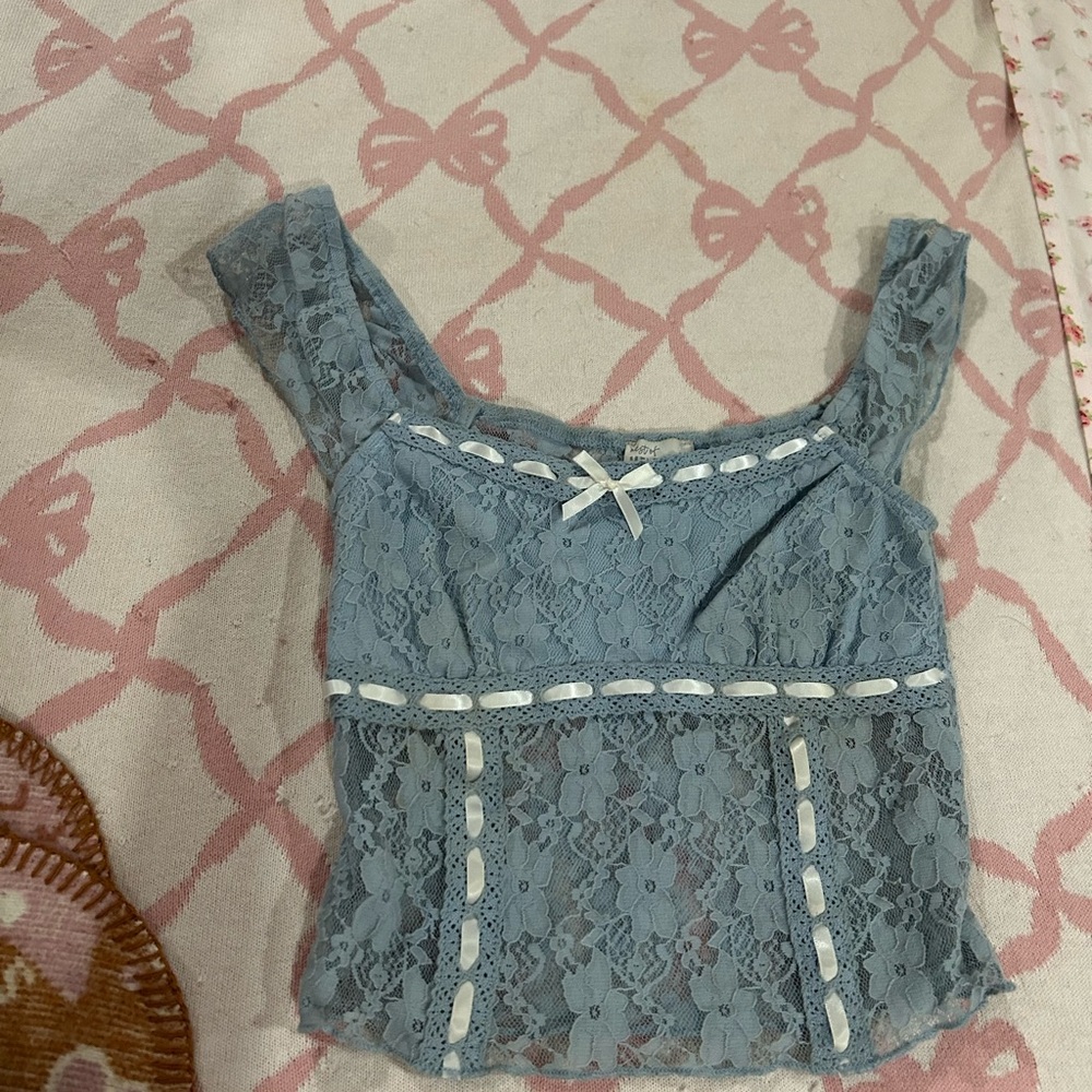 Tilly's Lace Crop Top - Gray with White Accents